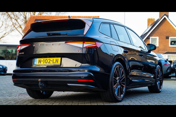 Škoda ENYAQ iV 80 Founders Edition Black | Massage | Stuurwielverwarming | 360 Camera | Achterbank Verwarming