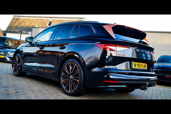 Škoda ENYAQ iV 80 Founders Edition Black | Massage | Stuurwielverwarming | 360 Camera | Achterbank Verwarming