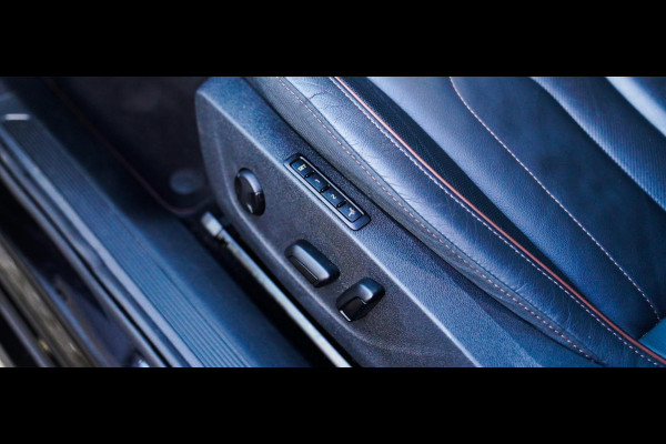 Škoda ENYAQ iV 80 Founders Edition Black | Massage | Stuurwielverwarming | 360 Camera | Achterbank Verwarming