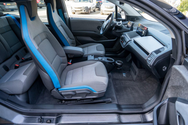 BMW i3 S Dark Shadow Edition 42 kWh|Prijs rijklaar incl 12 mnd garantie|Navi Camera Stoelverwarming