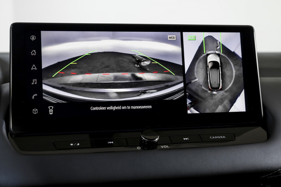 Nissan QASHQAI 1.3 MHEV Xtronic Tekna Plus - Automaat | Pano | Bose | Trekhaak | Dig. Cockpit | Adapt. Cruise | Winterpakket | Memory | 360 Camera | NAV + App. Connect | ECC | LM 20" |