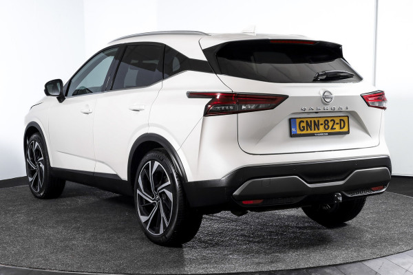 Nissan QASHQAI 1.3 MHEV Xtronic Tekna Plus - Automaat | Pano | Bose | Trekhaak | Dig. Cockpit | Adapt. Cruise | Winterpakket | Memory | 360 Camera | NAV + App. Connect | ECC | LM 20" |