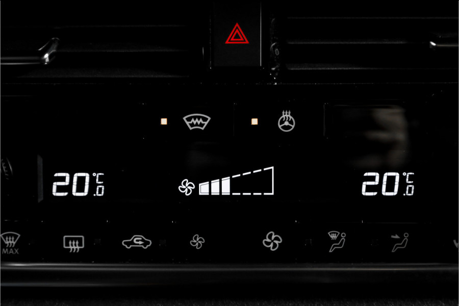 Nissan QASHQAI 1.3 MHEV Xtronic Tekna Plus - Automaat | Pano | Bose | Trekhaak | Dig. Cockpit | Adapt. Cruise | Winterpakket | Memory | 360 Camera | NAV + App. Connect | ECC | LM 20" |