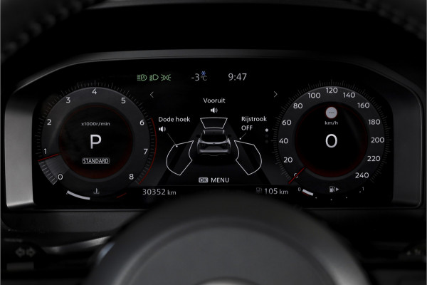 Nissan QASHQAI 1.3 MHEV Xtronic Tekna Plus - Automaat | Pano | Bose | Trekhaak | Dig. Cockpit | Adapt. Cruise | Winterpakket | Memory | 360 Camera | NAV + App. Connect | ECC | LM 20" |