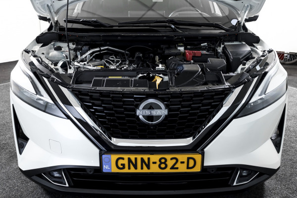 Nissan QASHQAI 1.3 MHEV Xtronic Tekna Plus - Automaat | Pano | Bose | Trekhaak | Dig. Cockpit | Adapt. Cruise | Winterpakket | Memory | 360 Camera | NAV + App. Connect | ECC | LM 20" |