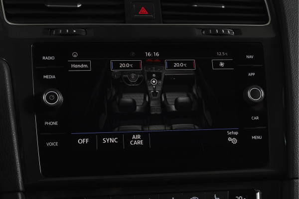 Volkswagen Golf 1.5 TSI 130 PK Comfortline Business | Adapt. Cruise | Stoelverw. | PDC | NAV + App. Connect | ECC | Trekhaak | DAB | LM 17" |