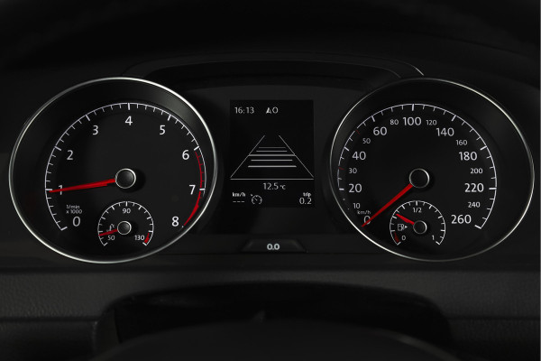 Volkswagen Golf 1.5 TSI 130 PK Comfortline Business | Adapt. Cruise | Stoelverw. | PDC | NAV + App. Connect | ECC | Trekhaak | DAB | LM 17" |