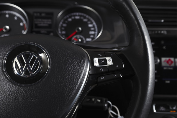 Volkswagen Golf 1.5 TSI 130 PK Comfortline Business | Adapt. Cruise | Stoelverw. | PDC | NAV + App. Connect | ECC | Trekhaak | DAB | LM 17" |