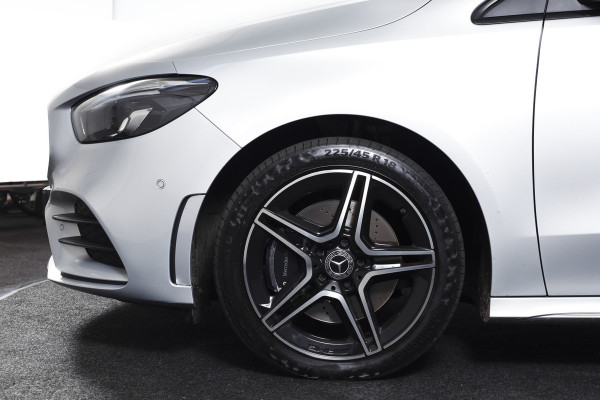 Mercedes-Benz B-Klasse 250 e AMG Line Hybride - Automaat | Dig. Cockpit | Cruise | Stoelverw. | PDC | Camera | NAV | ECC | Elek. Klep | Afn. Trekhaak | LM 18" |