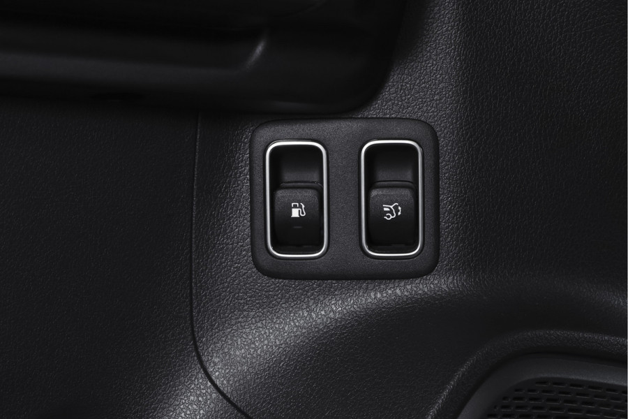 Mercedes-Benz B-Klasse 250 e AMG Line Hybride - Automaat | Dig. Cockpit | Cruise | Stoelverw. | PDC | Camera | NAV | ECC | Elek. Klep | Afn. Trekhaak | LM 18" |