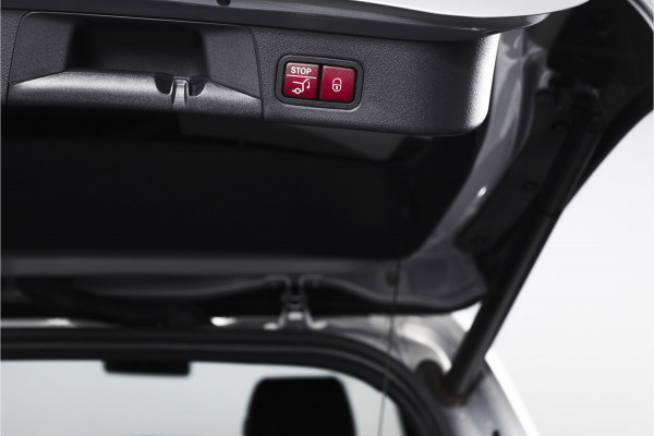 Mercedes-Benz B-Klasse 250 e AMG Line Hybride - Automaat | Dig. Cockpit | Cruise | Stoelverw. | PDC | Camera | NAV | ECC | Elek. Klep | Afn. Trekhaak | LM 18" |