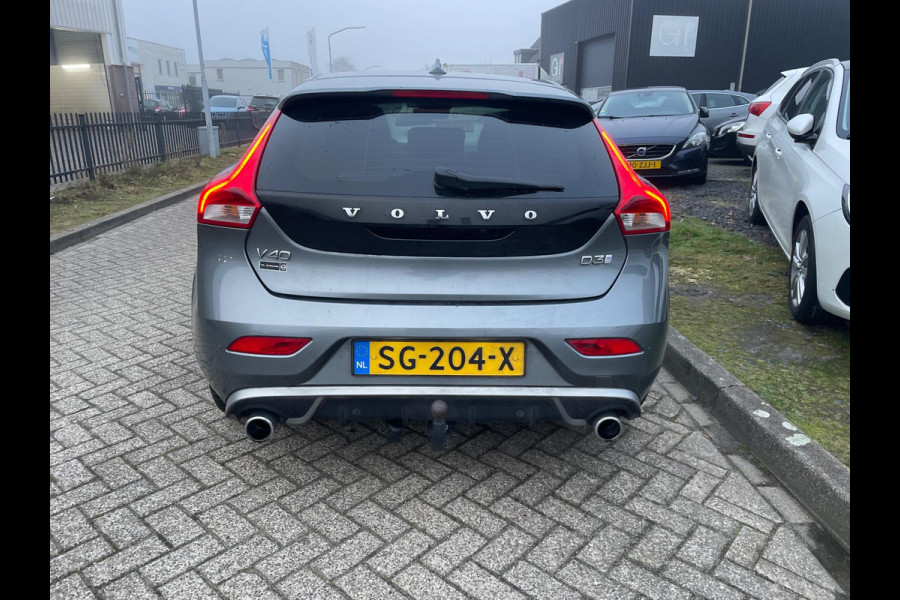 Volvo V40 2.0 D3 Business Sport R Design