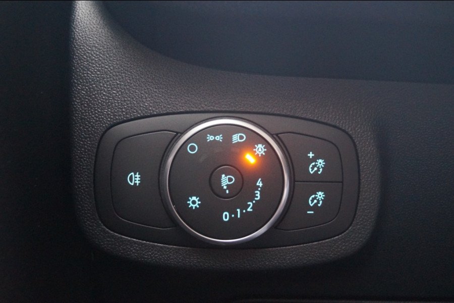 Ford Fiesta 1.0 EcoBoost Connected -NAVI-DAB-TREKHAAK-