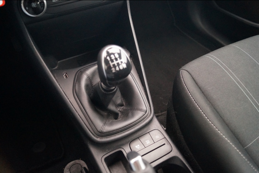 Ford Fiesta 1.0 EcoBoost Connected -NAVI-DAB-TREKHAAK-