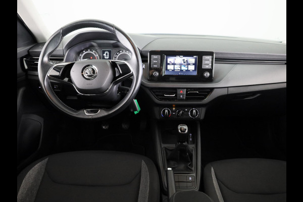 Škoda Kamiq 1.0 TSI Active 95 pk | Navigatie via App | Parkeersensoren achter | Cruise control | Airconditioning | LED koplampen  |