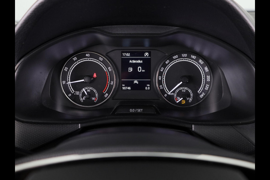 Škoda Kamiq 1.0 TSI Active 95 pk | Navigatie via App | Parkeersensoren achter | Cruise control | Airconditioning | LED koplampen  |