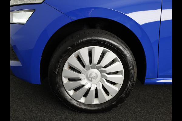 Škoda Kamiq 1.0 TSI Active 95 pk | Navigatie via App | Parkeersensoren achter | Cruise control | Airconditioning | LED koplampen  |