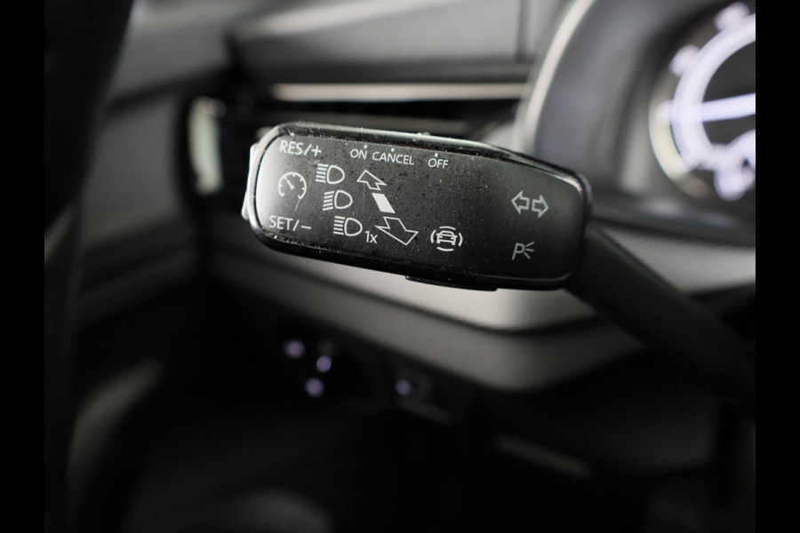 Škoda Kamiq 1.0 TSI Active 95 pk | Navigatie via App | Parkeersensoren achter | Cruise control | Airconditioning | LED koplampen  |