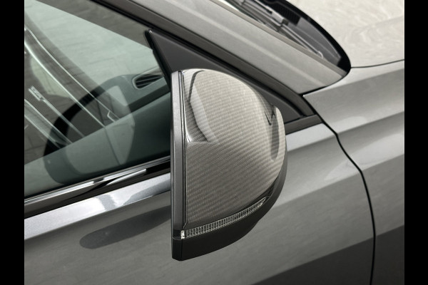 Audi Q8 SQ8 4.0 TFSI Quattro | RS-Stoelen | Panorama | Massage | Ventilatie | 23'' | B&O Sound | Trekhaak | Carbon | Luchtvering | Black-Optic | BTW-Auto | Memory | Leder | Matrix-LED | Carplay |