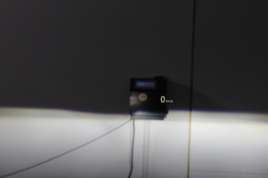 BMW X2 xDrive25e M Sport Kleur > M Frozen Grey metallic/Shadow-Line/Pano.schuifdak/Memory/Head-up-display