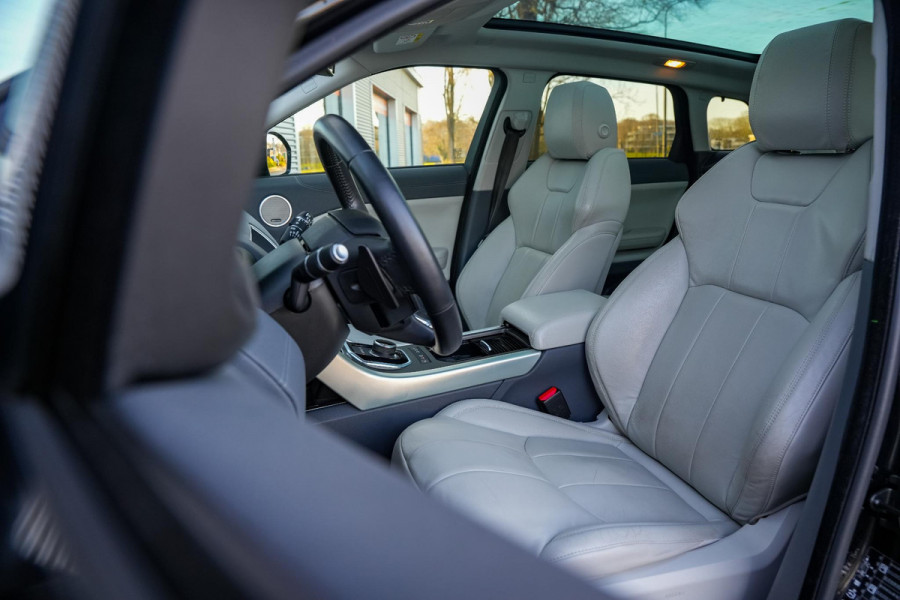 Land Rover Range Rover Evoque 2.0 Si4 HSE Dynamic Panodak Meridian Camera Navigatie Leer Stoelverw.