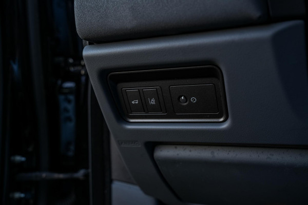 Land Rover Range Rover Evoque 2.0 Si4 HSE Dynamic Panodak Meridian Camera Navigatie Leer Stoelverw.