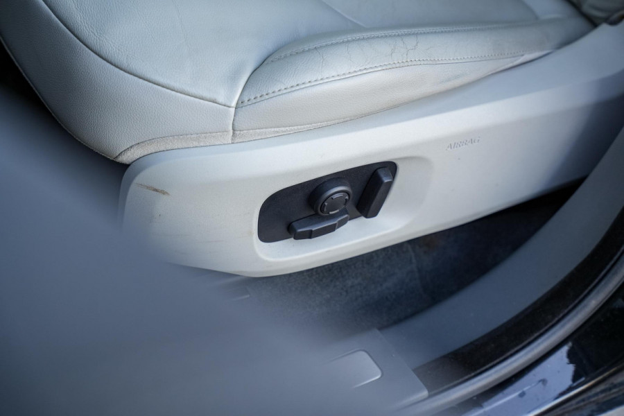 Land Rover Range Rover Evoque 2.0 Si4 HSE Dynamic Panodak Meridian Camera Navigatie Leer Stoelverw.