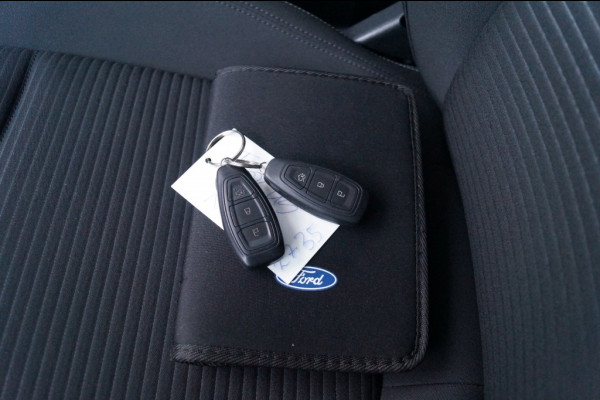 Ford Focus 1.0 EcoBoost Hybrid Titanium X-Business -NAVI-PDC-