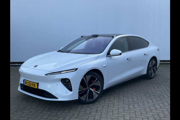 NIO eT7 75 kWh Dual AWD 653PK Incl. BTW Pano 360° Full option Massage Autopilot Nieuwstaat!