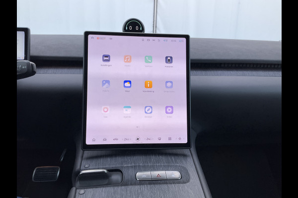 NIO eT7 75 kWh Dual AWD 653PK Incl. BTW Pano 360° Full option Massage Autopilot Nieuwstaat!