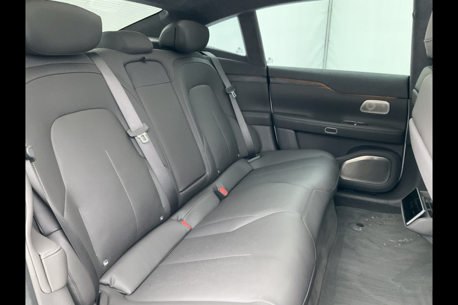 NIO eT7 75 kWh Dual AWD 653PK Incl. BTW Pano 360° Full option Massage Autopilot Nieuwstaat!