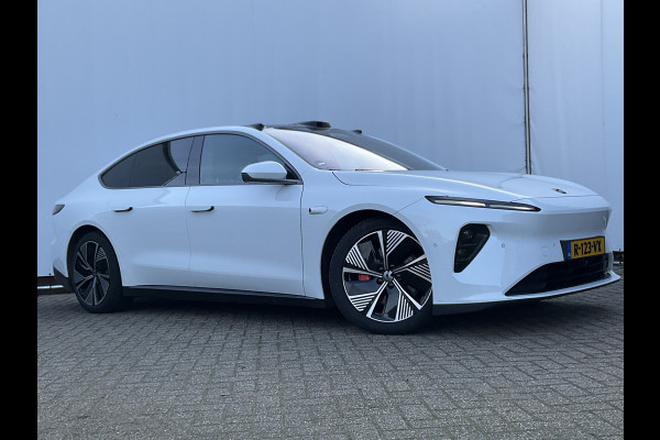 NIO eT7 75 kWh Dual AWD 653PK Incl. BTW Pano 360° Full option Massage Autopilot Nieuwstaat!