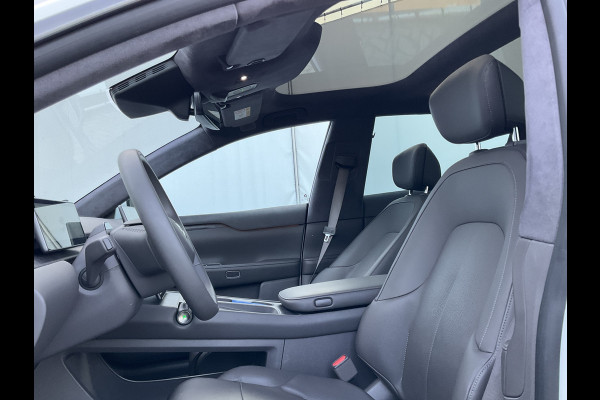 NIO eT7 75 kWh Dual AWD 653PK Incl. BTW Pano 360° Full option Massage Autopilot Nieuwstaat!