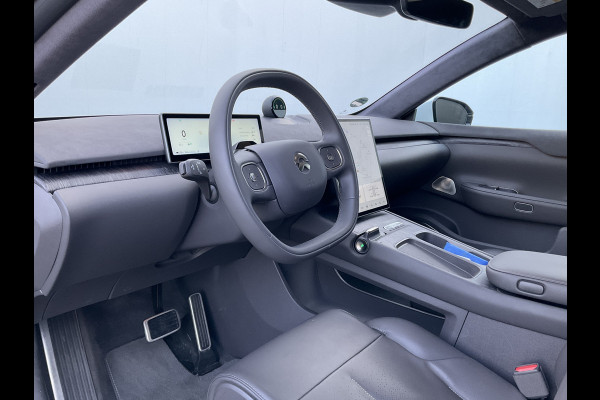 NIO eT7 75 kWh Dual AWD 653PK Incl. BTW Pano 360° Full option Massage Autopilot Nieuwstaat!