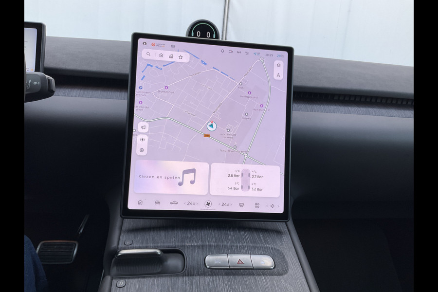 NIO eT7 75 kWh Dual AWD 653PK Incl. BTW Pano 360° Full option Massage Autopilot Nieuwstaat!