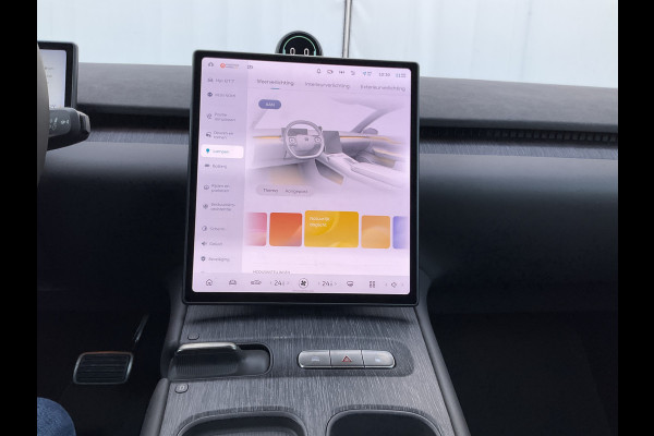 NIO eT7 75 kWh Dual AWD 653PK Incl. BTW Pano 360° Full option Massage Autopilot Nieuwstaat!