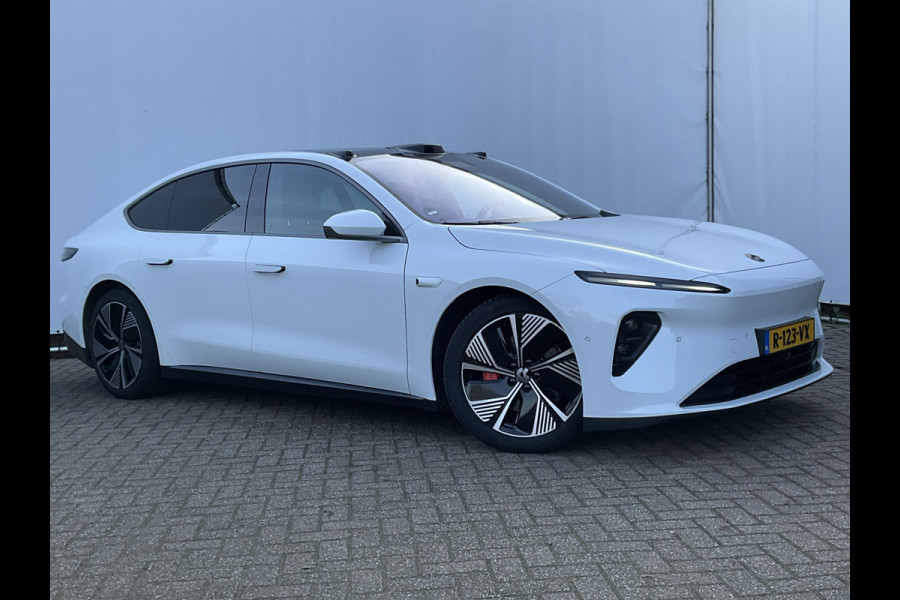 NIO eT7 75 kWh Dual AWD 653PK Incl. BTW Pano 360° Full option Massage Autopilot Nieuwstaat!