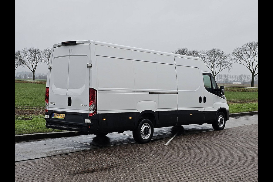 Iveco Daily 35S16V 2.3 410 L4H2 Maxi Airco Automaat Cruise 3 Zits Euro6 156 PK!