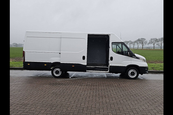 Iveco Daily 35S16V 2.3 410 L4H2 Maxi Airco Automaat Cruise 3 Zits Euro6 156 PK!