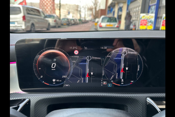 Mercedes-Benz CLA-Klasse 200 AMG Aut Leer Navi Camera Pano