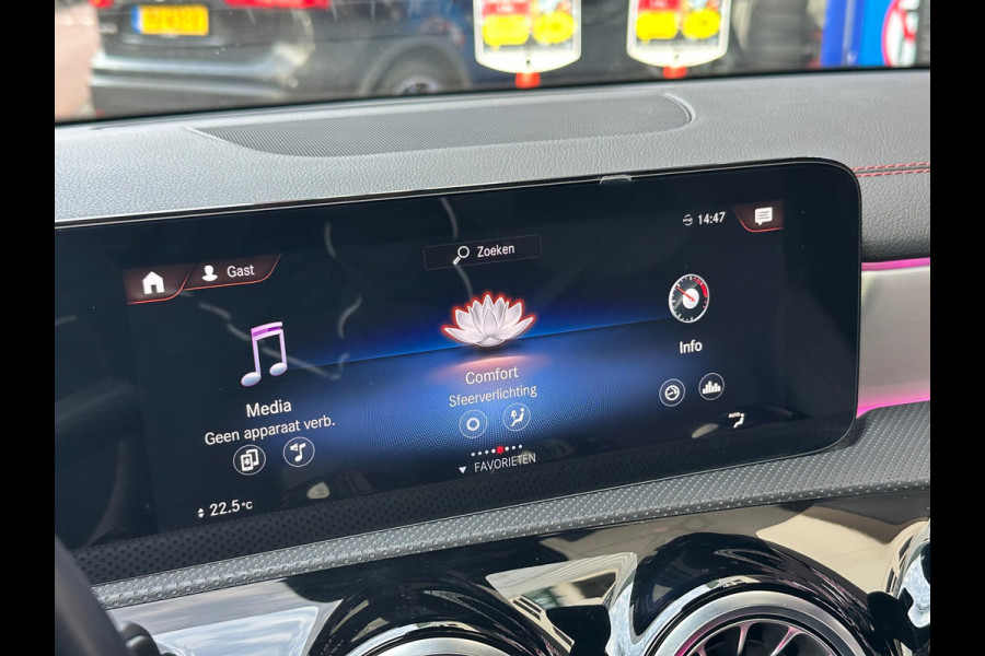 Mercedes-Benz CLA-Klasse 200 AMG Aut Leer Navi Camera Pano