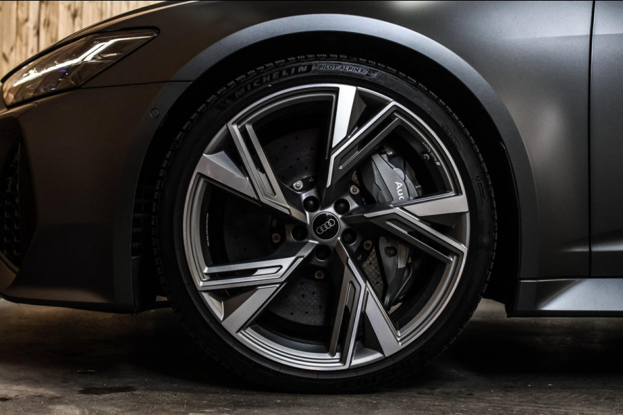 Audi RS6 Avant TFSI Quattro *Keramisch*Pano*B&O Advanced*PPF*Soft-Close*