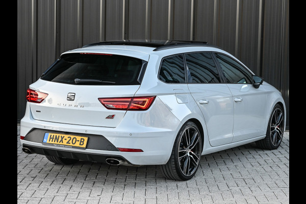 Seat Leon ST 2.0 TSI CUPRA 300 · Panorama dak · Beats Sound · Black line · Full Led · Camera · Stoelverwarming · Adaptive Cruise · Virtual