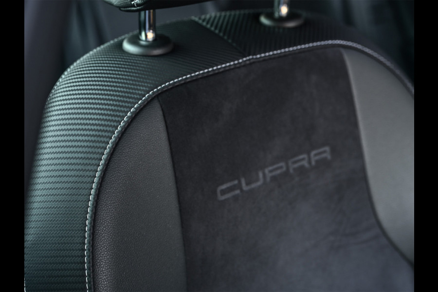 Seat Leon ST 2.0 TSI CUPRA 300 · Panorama dak · Beats Sound · Black line · Full Led · Camera · Stoelverwarming · Adaptive Cruise · Virtual