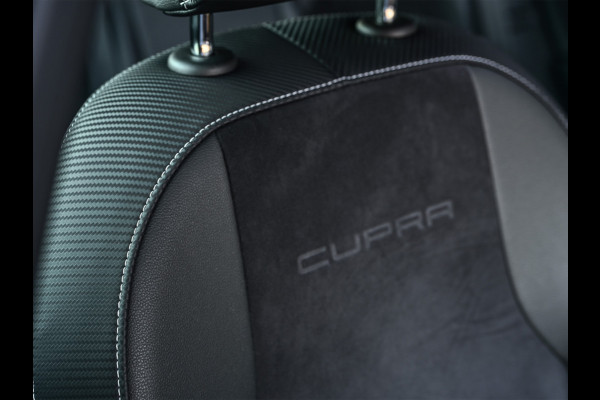 Seat Leon ST 2.0 TSI CUPRA 300 · Panorama dak · Beats Sound · Black line · Full Led · Camera · Stoelverwarming · Adaptive Cruise · Virtual