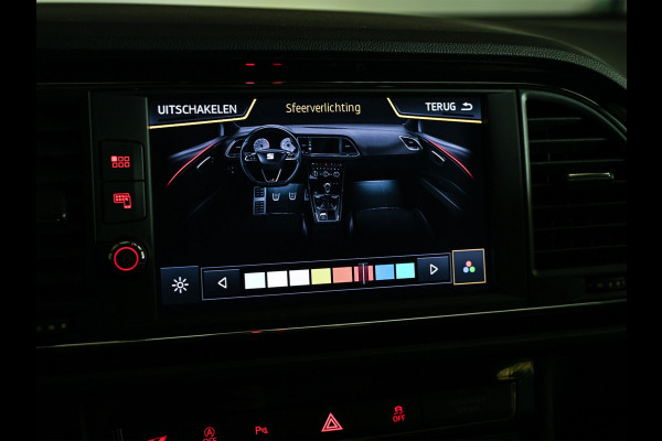 Seat Leon ST 2.0 TSI CUPRA 300 · Panorama dak · Beats Sound · Black line · Full Led · Camera · Stoelverwarming · Adaptive Cruise · Virtual