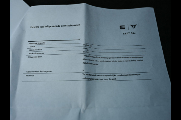 Seat Leon ST 2.0 TSI CUPRA 300 · Panorama dak · Beats Sound · Black line · Full Led · Camera · Stoelverwarming · Adaptive Cruise · Virtual