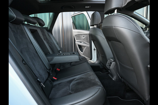 Seat Leon ST 2.0 TSI CUPRA 300 · Panorama dak · Beats Sound · Black line · Full Led · Camera · Stoelverwarming · Adaptive Cruise · Virtual