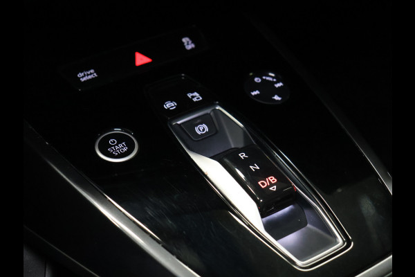Audi Q4 e-tron 40 Launch edition S Competition 77 kWh [SCHUIFKANTELDAK, SPORTSTOELEN, APPLE CARPLAY, ANDROID, ADAPTIVE CRUISE, STOELVERWARMING, CAMERA, CLIMATE, NIEUWSTAAT]