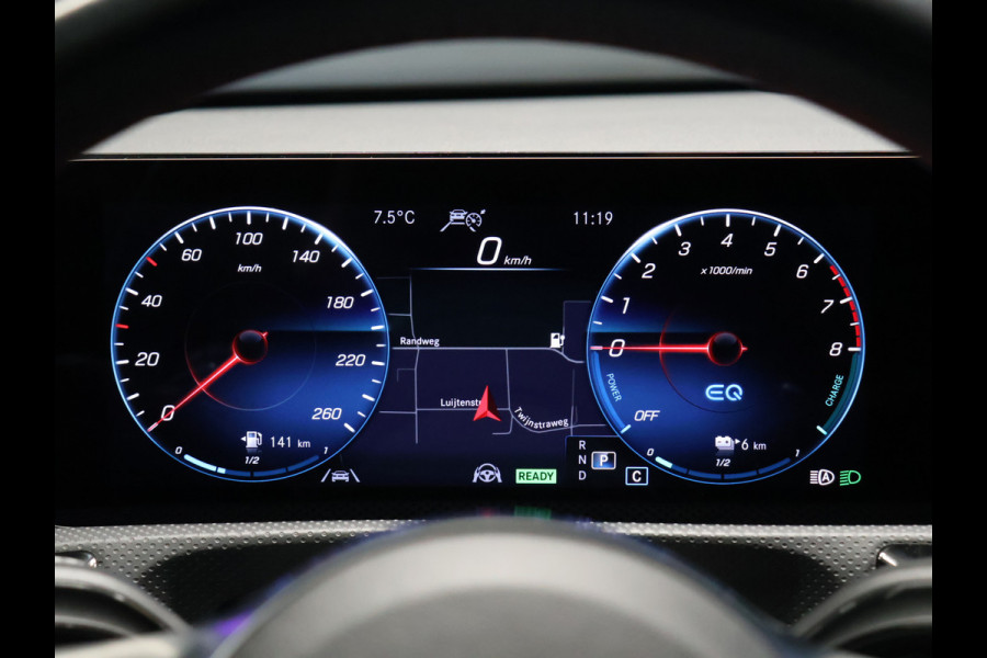 Mercedes-Benz A-Klasse 250 e Business Solution AMG Limited [TREKHAAK INKLAPBAAR, DIGITAL DASH, SCHUIFKANTELDAK, APPLE CARPLAY, ANDROID, SFEERVERLICHTING, CAMERA, ADAPTIVE CRUISE, STOELVERWARMING, PDC V+A, HALF LEDER, CLIMATE, NIEUWSTAAT]